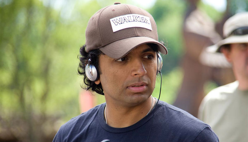 Illustration for article titled How M. Night Shyamalan Aims To Win Back Your Trust, By Going Small